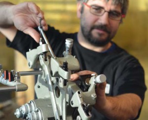 Carlo Carlos cancer Seuret sa seuretsa delemont machines à cames meilleur services Décolleteuse jura